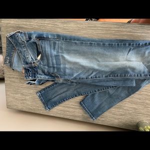 Light Washed American Eagle Jeggings